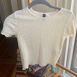 DIVIDED Small Cream Colored Top